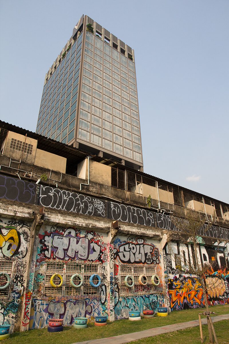 Brainbugs 6, corner park at Phayathai Rd & Phetchaburi 18 Alley, Bangkok, Thailand, 2016