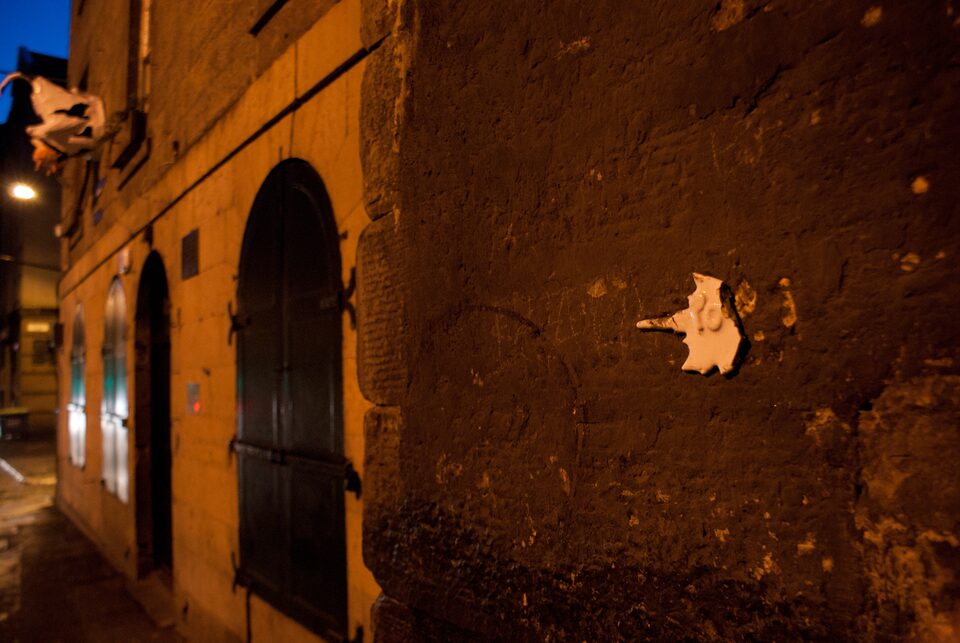 Bullet No.9, Cowgate, Edinburgh, England, picture by Dominic William Lynch