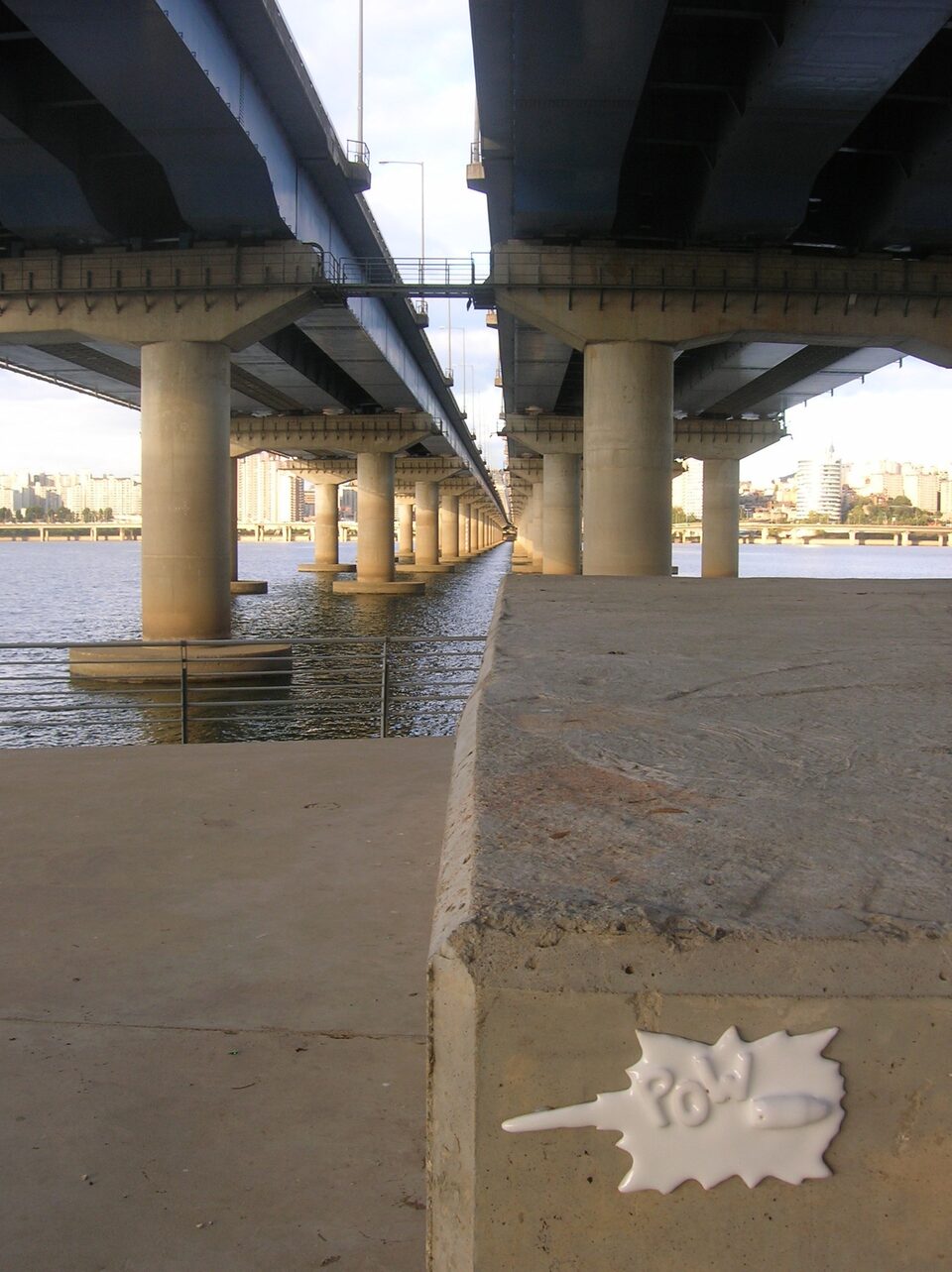 Bullet No.22, Hangang, Korea, picture by Tassilo Kaiser