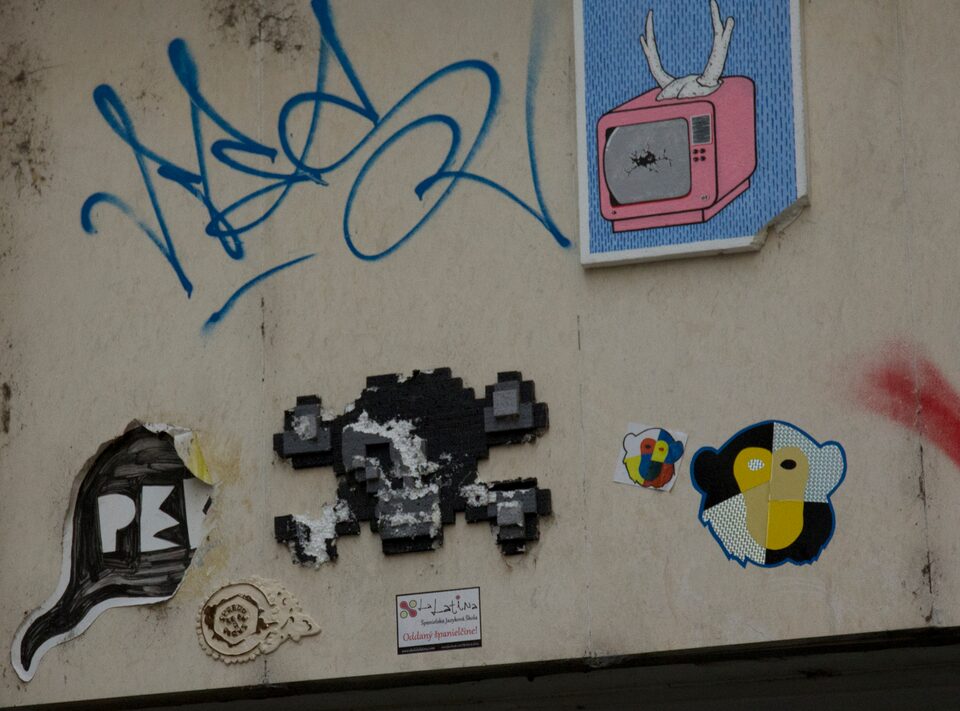 Virus No.1, Bratislava, Hungary